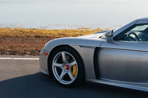 
           
        2005 Porsche Carrera GT