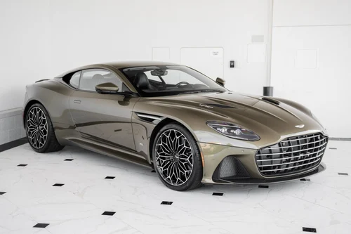
           
        2020 Aston Martin DBS Superleggera
