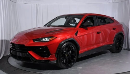 
           
        2024 Lamborghini Urus Performante