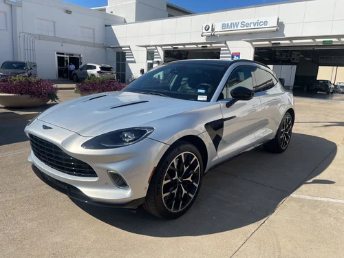 
           
        2021 Aston Martin DBX Base