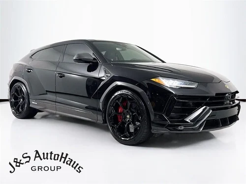 
           
        2023 Lamborghini Urus Performante