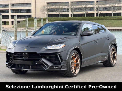 
           
        2024 Lamborghini Urus Performante