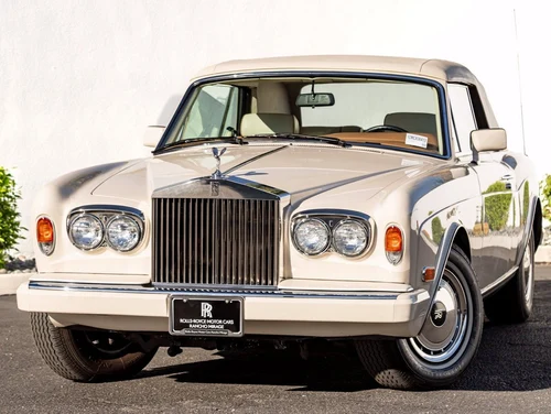 
           
        1991 Rolls-Royce Corniche