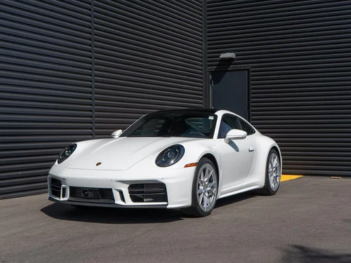 
           
        2026 Porsche 911 Carrera