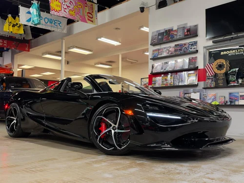 
           
        2024 McLaren 750S Spider