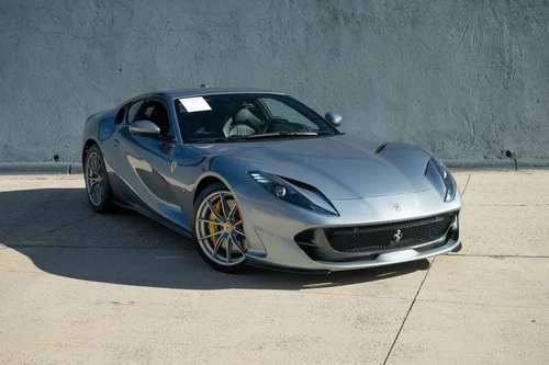 
           
        2020 Ferrari 812 Superfast Base