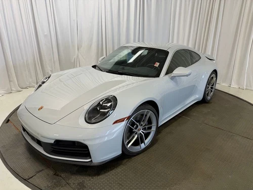 
           
        2025 Porsche 911 Carrera