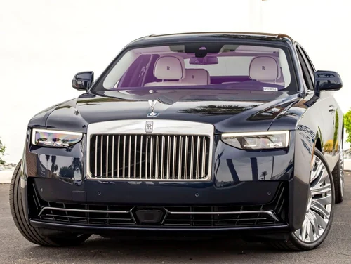 
           New 
        2027 Rolls-Royce Ghost