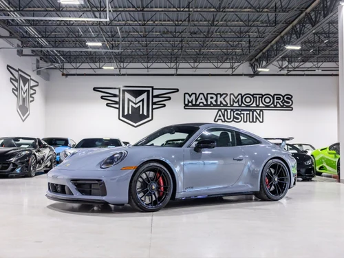 
           
        2024 Porsche 911