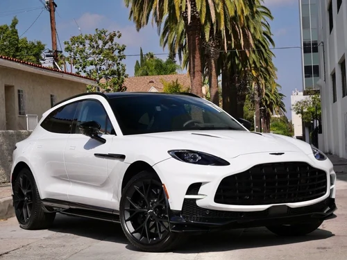 
           New 
        2025 Aston Martin DBX 707