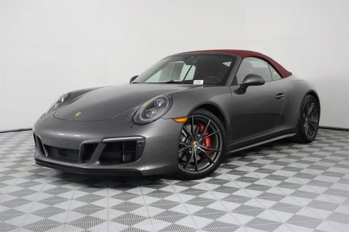 
           
        2017 Porsche 911