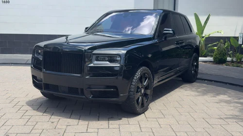 
           
        2023 Rolls-Royce Cullinan