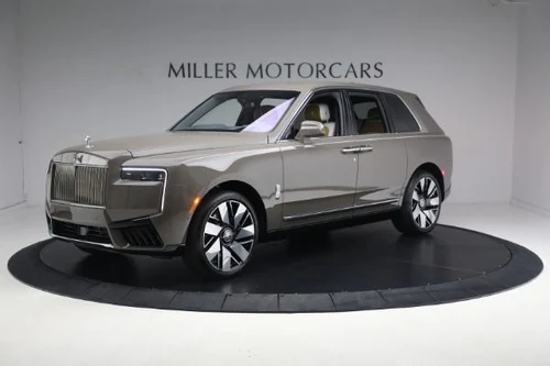 
           New 
        2025 Rolls-Royce Cullinan