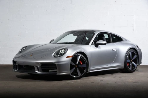 
           New 
        2025 Porsche 911