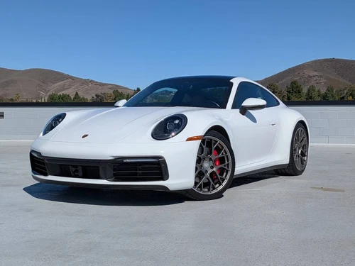 
           
        2020 Porsche 911