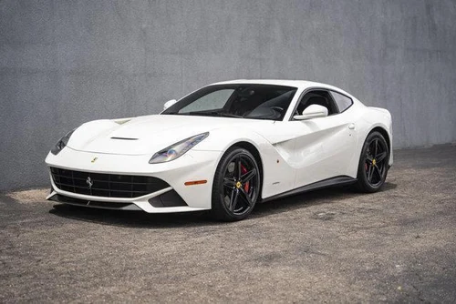 
           
        2015 Ferrari F12berlinetta Base