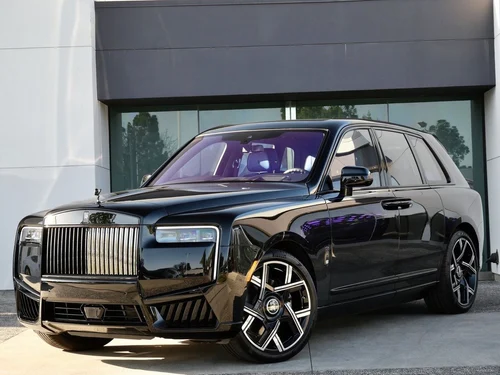 
           New 
        2026 Rolls-Royce Black Badge Cullinan