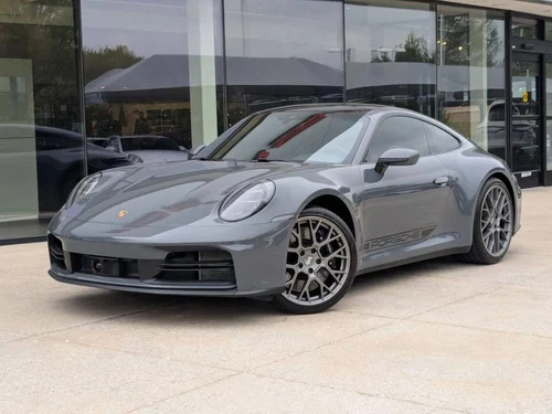 
           
        2025 Porsche 911