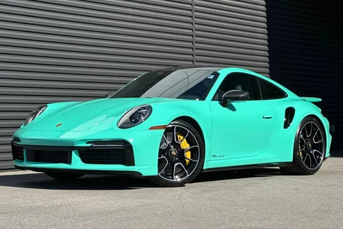 
           
        2022 Porsche 911