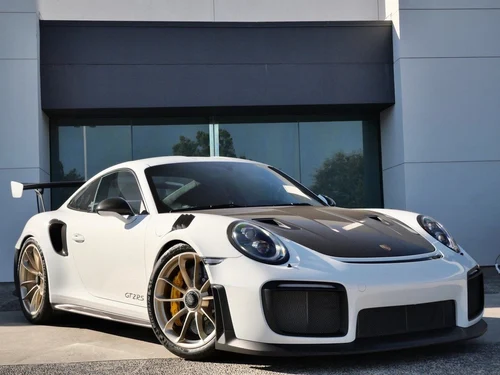 
           
        2018 Porsche 911 GT2 RS