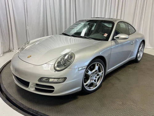 
           
        2005 Porsche 911 Carrera
