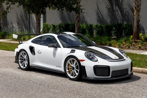 
           
        2018 Porsche 911