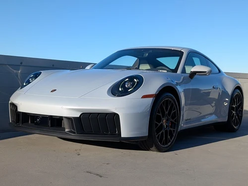 
           New 
        2026 Porsche 911 Carrera GTS