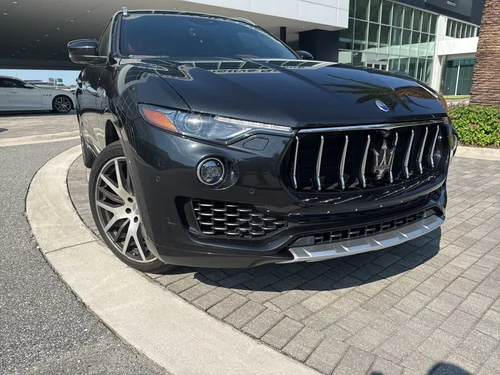 
           
        2017 Maserati Levante S