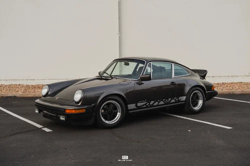 
           
        1977 Porsche 911S Coupe