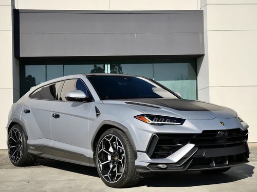 
           
        2024 Lamborghini Urus Performante