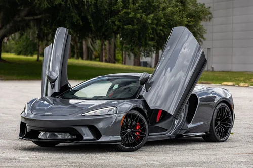 
           
        2023 McLaren GT