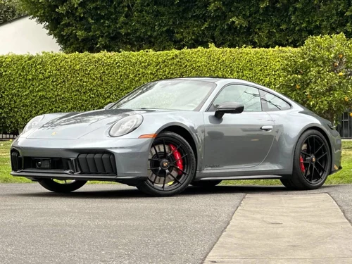 
           New 
        2026 Porsche 911 Carrera GTS