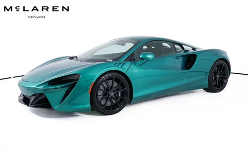 
           New 
        2027 McLaren Artura Performance