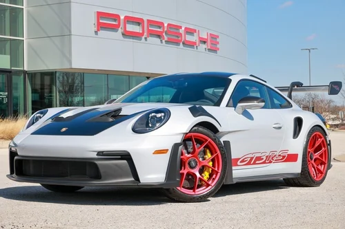 
           
        2025 Porsche 911 GT3 RS