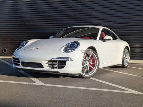 
           
        2013 Porsche 911