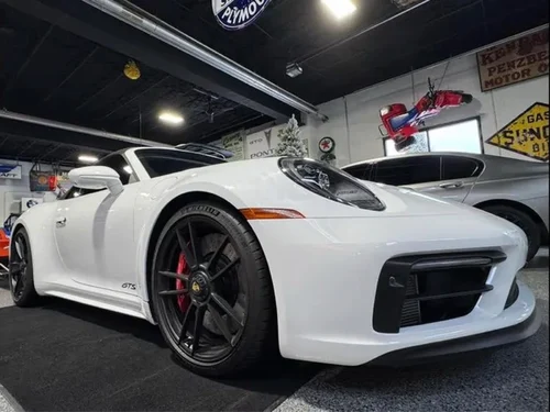 
           
        2024 Porsche 911 Carrera GTS
