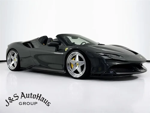 
           
        2024 Ferrari SF90 Spider Base