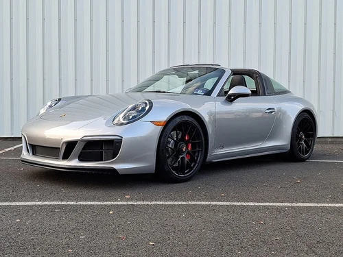 
           
        2019 Porsche 911 Targa 4 GTS