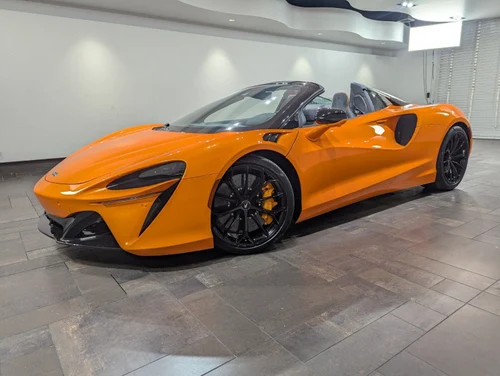 
           New 
        2026 McLaren Artura Performance Spider