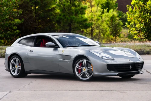 
           
        2019 Ferrari GTC4Lusso