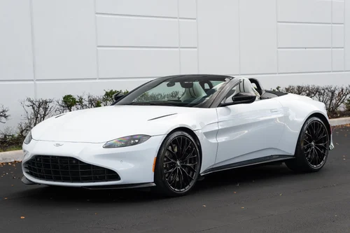 
           
        2023 Aston Martin VANTAGE V8