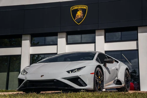 
           
        2020 Lamborghini Huracan Evo
