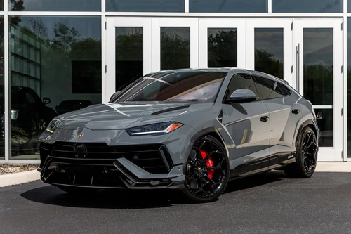 
           
        2023 Lamborghini Urus