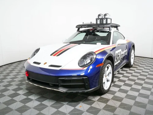 
           
        2023 Porsche 911 Dakar