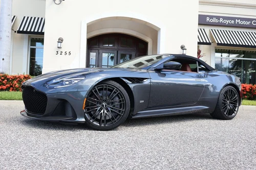 
           
        2021 Aston Martin DBS Superleggera