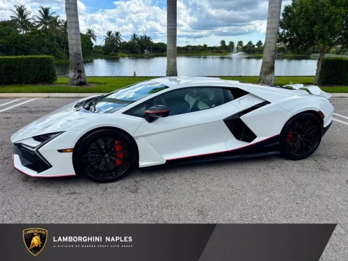 
           New 
        2026 Lamborghini Revuelto Base