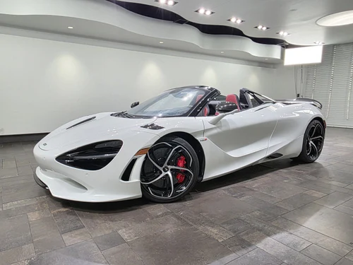 
           New 
        2025 McLaren 750S Spider