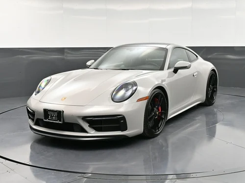 
           
        2022 Porsche 911