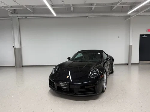 
           
        2025 Porsche 911 Carrera