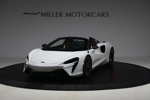 
           New 
        2026 McLaren ARTURA SPIDER